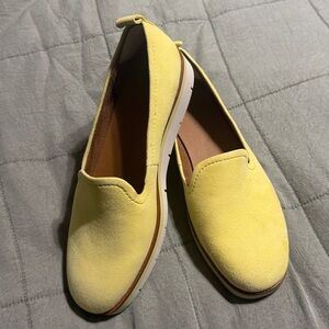 NWOT Caslon Hadley Soft Suede Leather Flat In Yellow Lemonade Sneaker Loafers